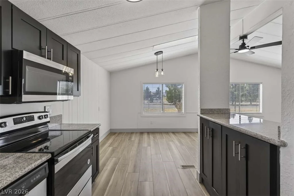 241 Hallsway, Pahrump, NV 89048