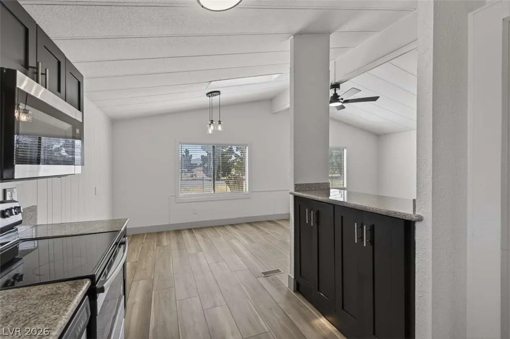 241 Hallsway, Pahrump, NV 89048