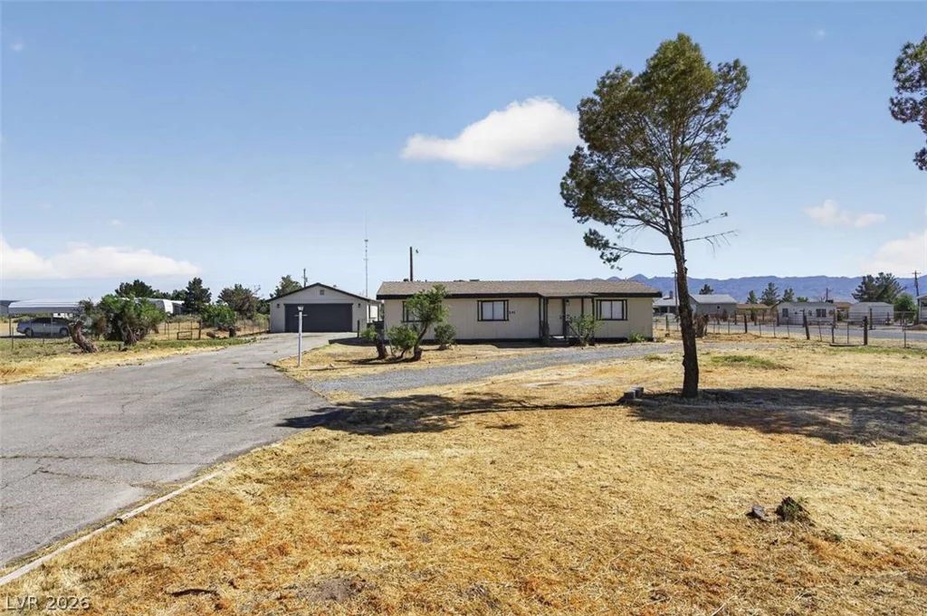 241 Hallsway, Pahrump, NV 89048