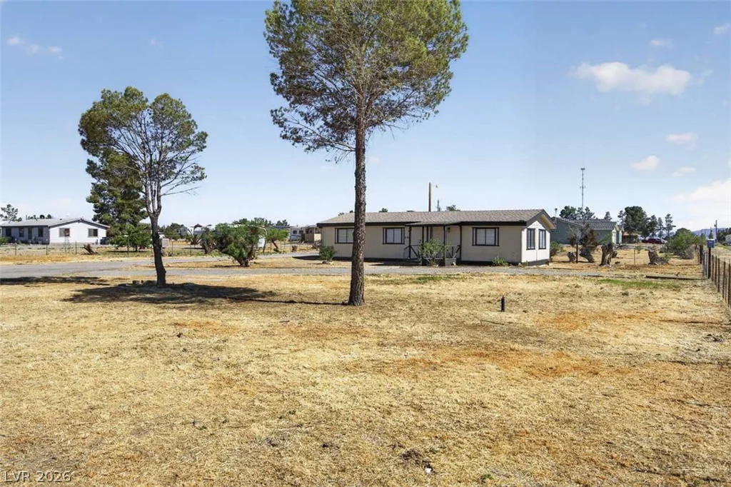 241 Hallsway, Pahrump, NV 89048