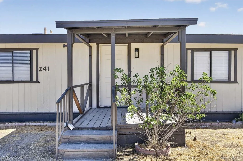 241 Hallsway, Pahrump, NV 89048