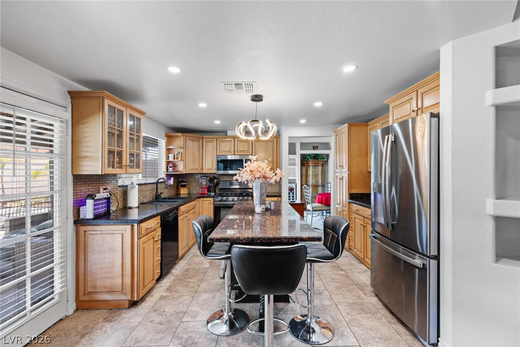 6779 Shelter, Las Vegas, NV 89103
