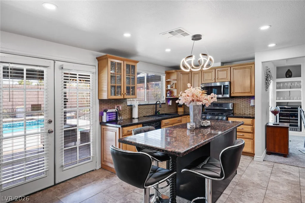 6779 Shelter, Las Vegas, NV 89103