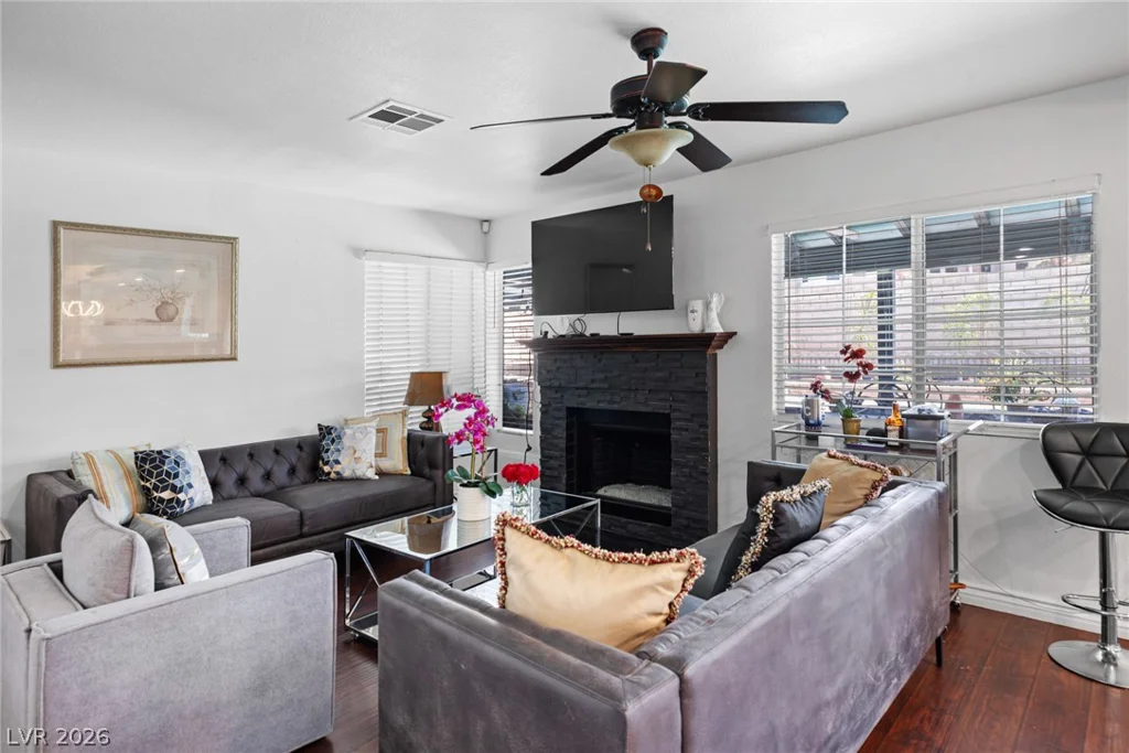 6779 Shelter, Las Vegas, NV 89103