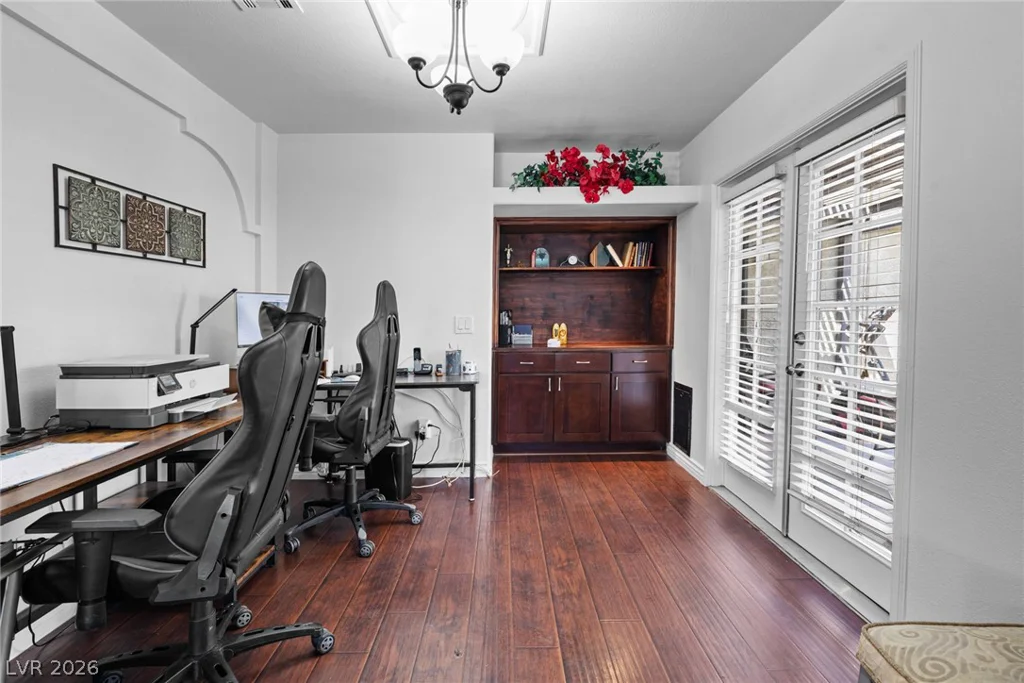 6779 Shelter, Las Vegas, NV 89103