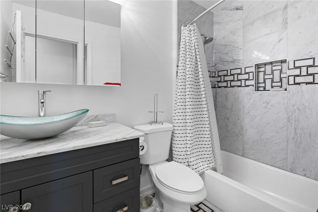 6779 Shelter, Las Vegas, NV 89103