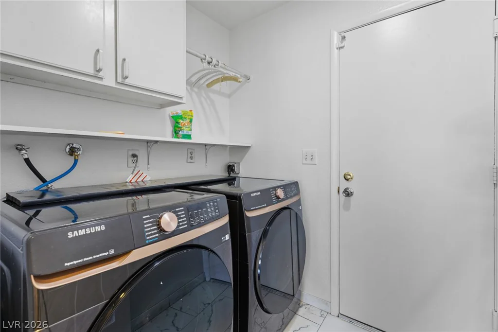 6779 Shelter, Las Vegas, NV 89103