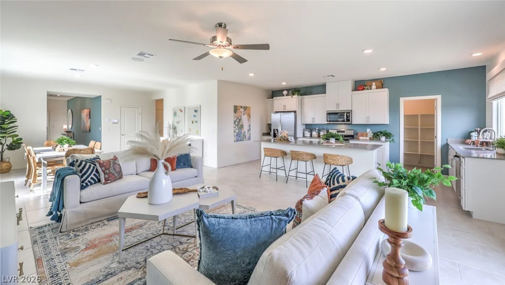7388 Dominguez Bay, North Las Vegas, NV 89084