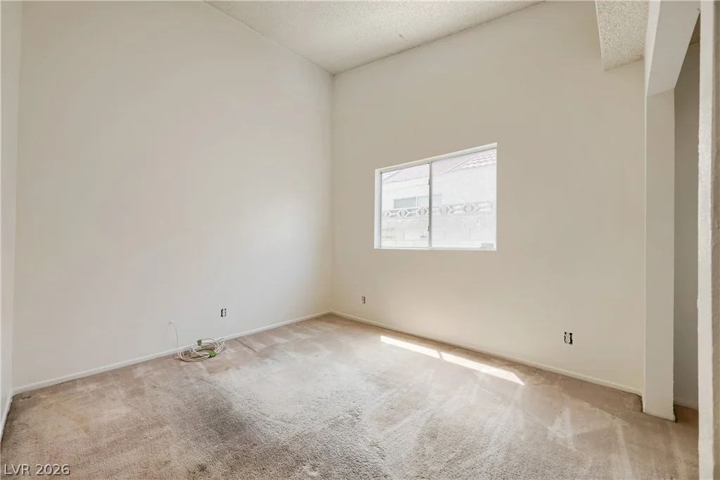 1013 Greystone, Las Vegas, NV 89108