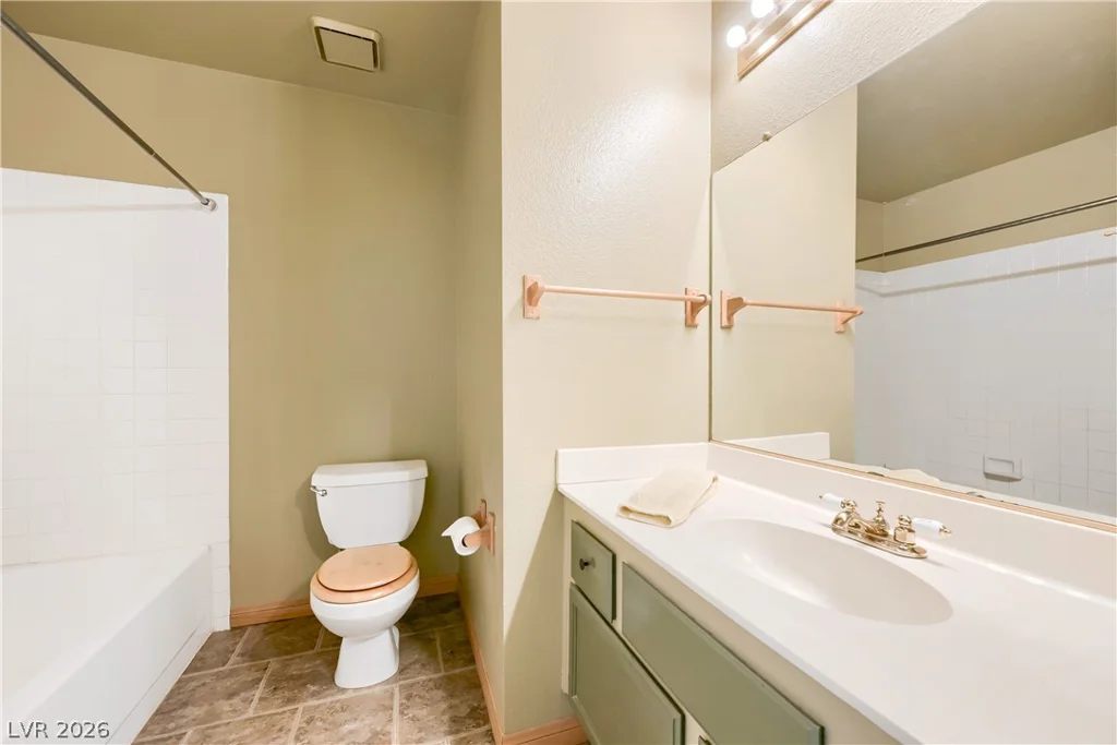 1013 Greystone, Las Vegas, NV 89108