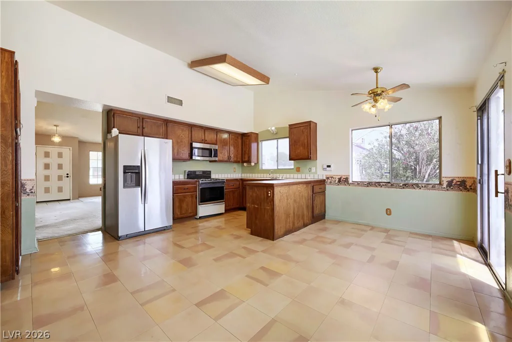 1013 Greystone, Las Vegas, NV 89108