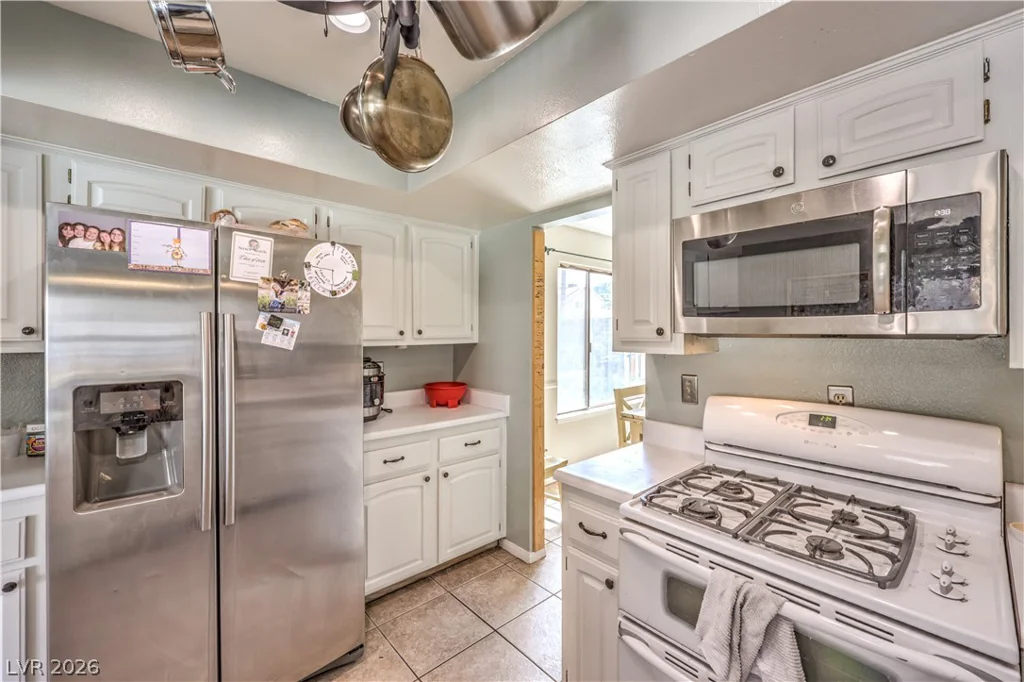 3930 Kamden, Las Vegas, NV 89119