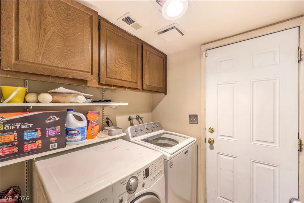 3930 Kamden, Las Vegas, NV 89119