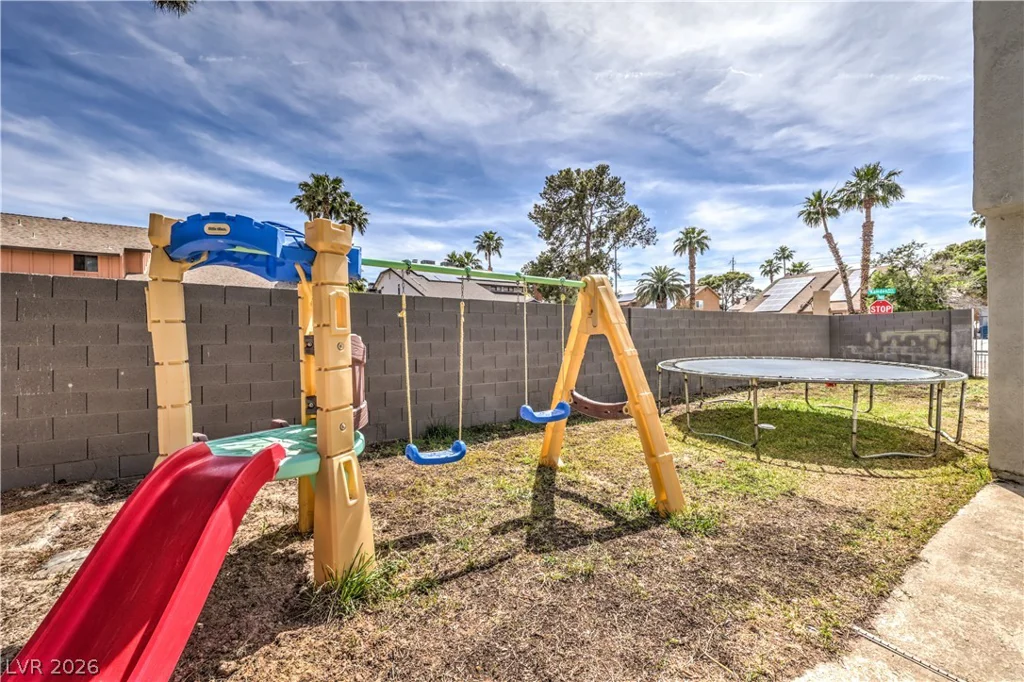 3930 Kamden, Las Vegas, NV 89119