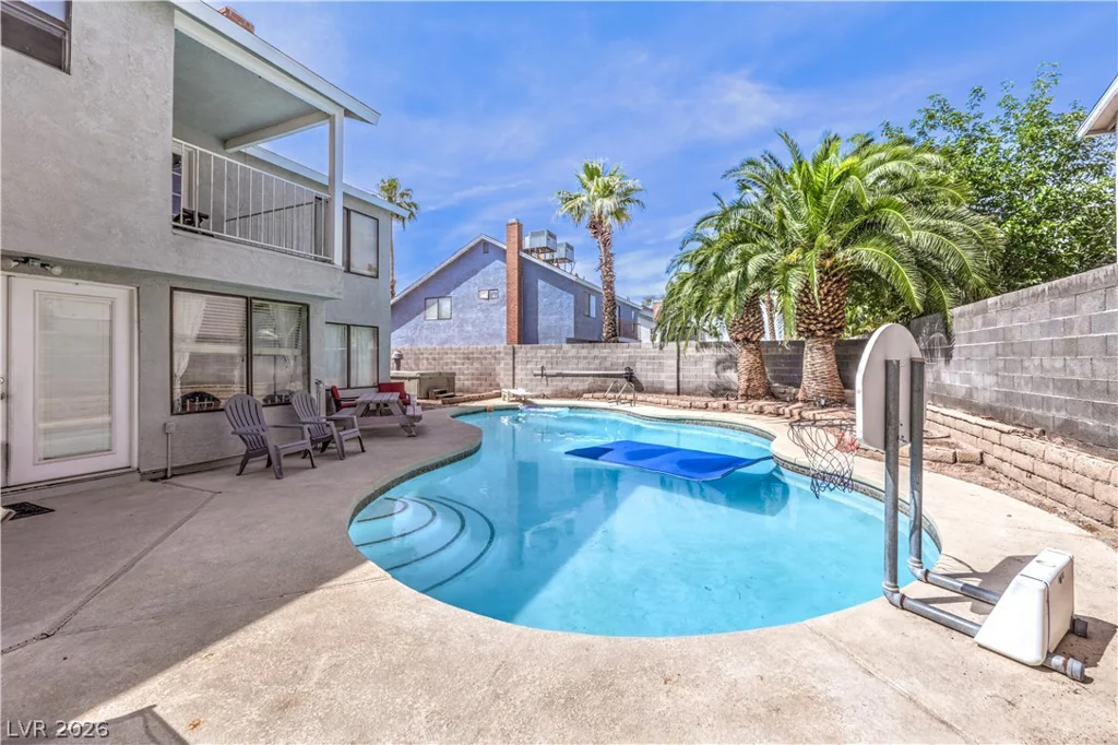 3930 Kamden, Las Vegas, NV 89119