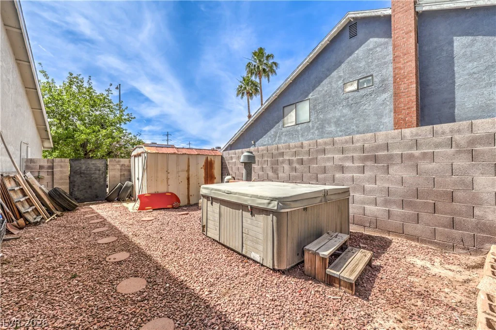 3930 Kamden, Las Vegas, NV 89119