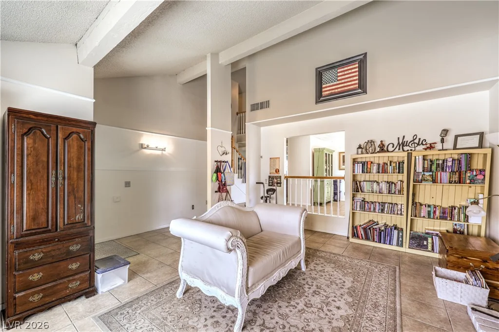 3930 Kamden, Las Vegas, NV 89119