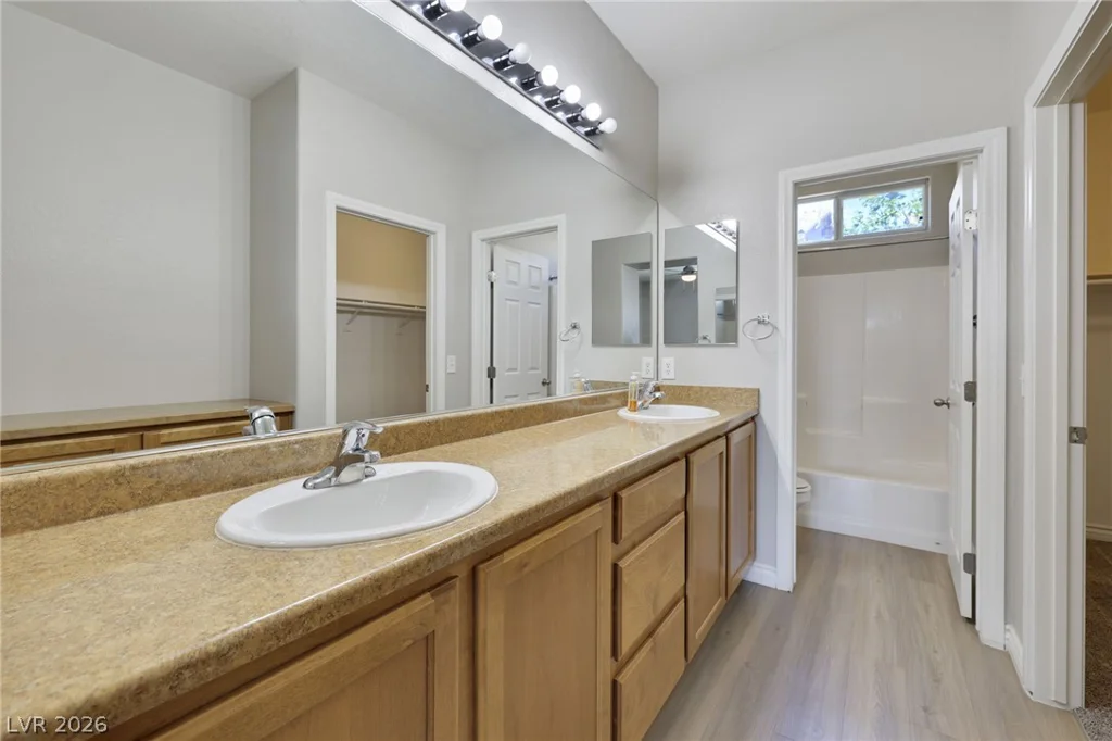 8151 Amy Springs, Las Vegas, NV 89113