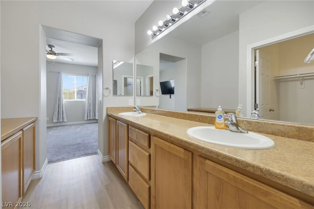 8151 Amy Springs, Las Vegas, NV 89113