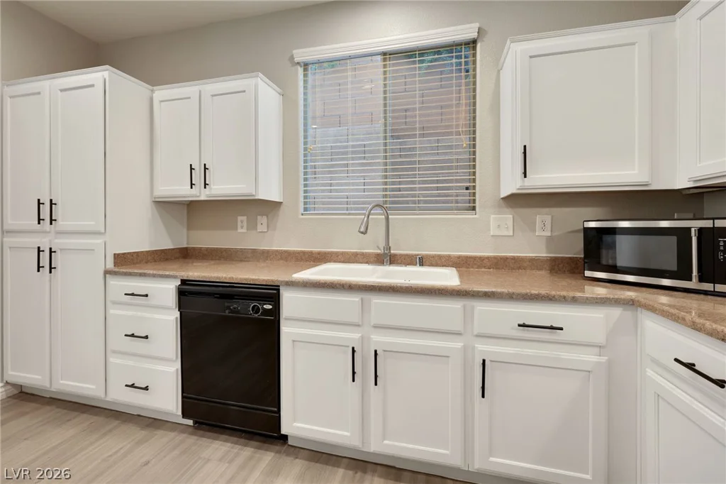 8151 Amy Springs, Las Vegas, NV 89113