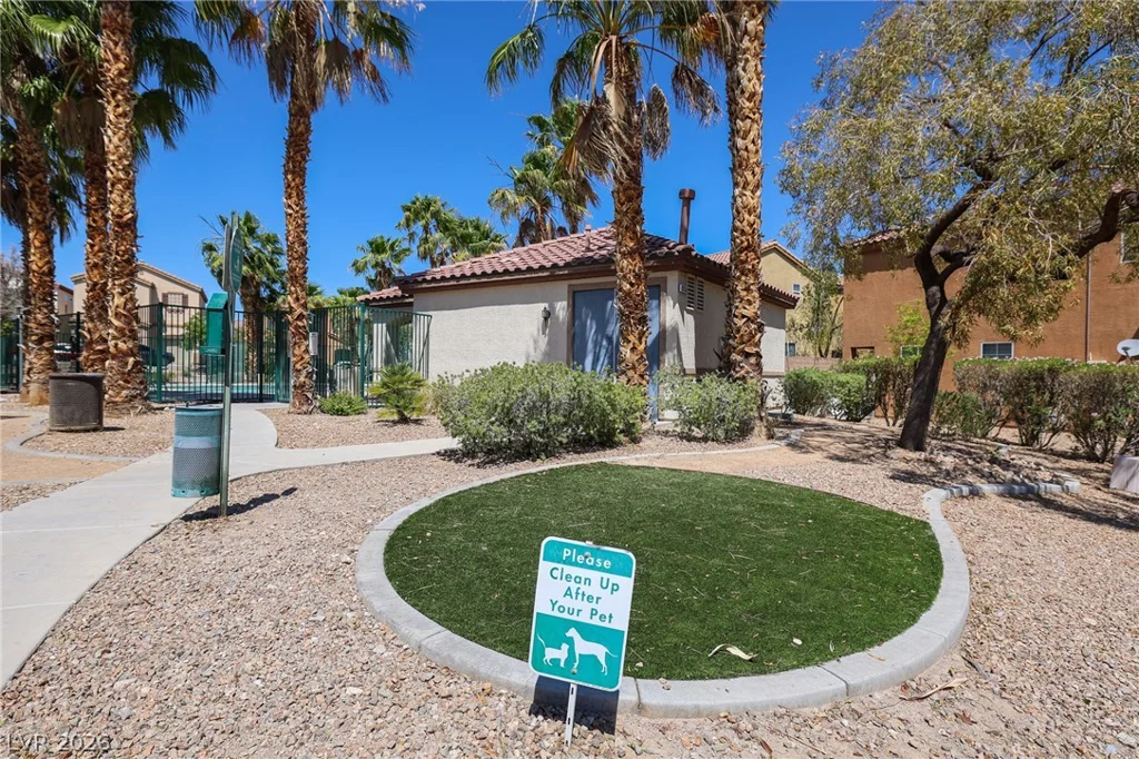 8151 Amy Springs, Las Vegas, NV 89113