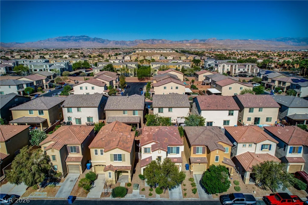 8151 Amy Springs, Las Vegas, NV 89113