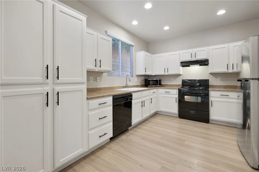 8151 Amy Springs, Las Vegas, NV 89113