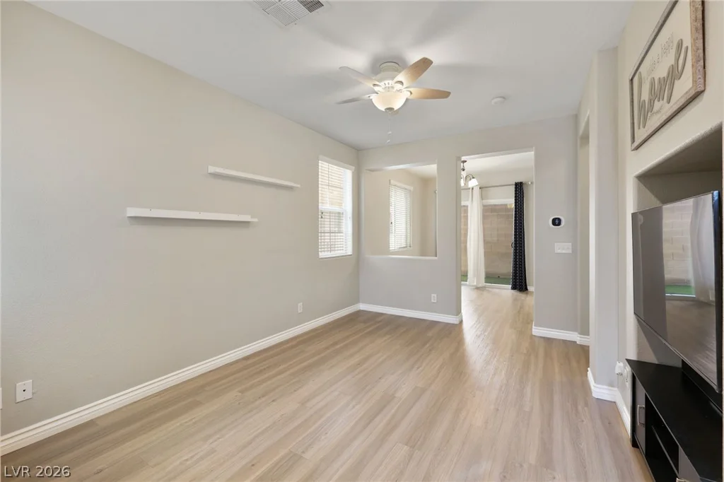 8151 Amy Springs, Las Vegas, NV 89113