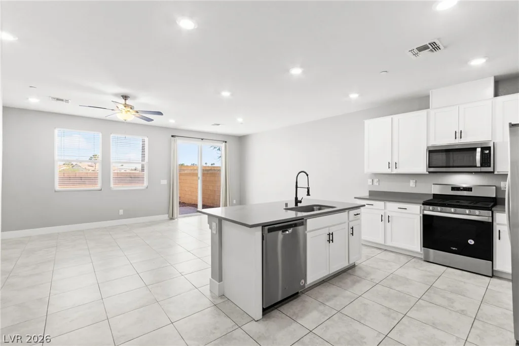 5317 Silver Branch, Las Vegas, NV 89118
