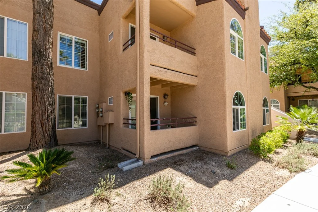 9325 Desert Inn, Las Vegas, NV 89117
