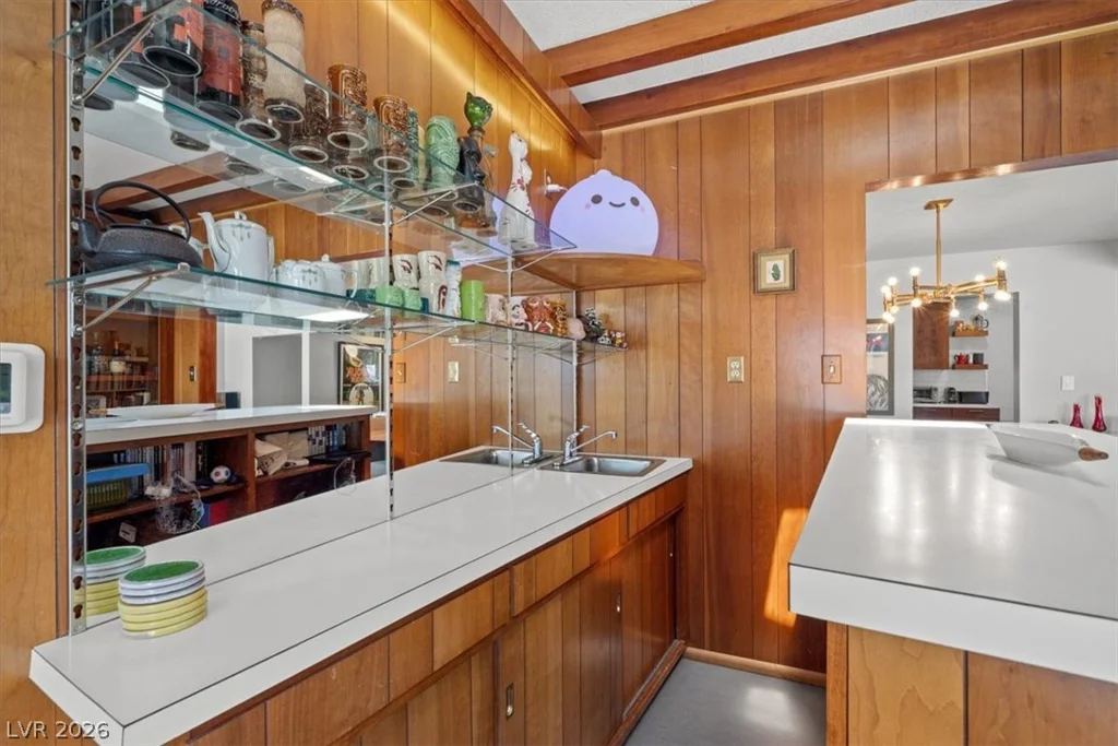 1815 8th, Las Vegas, NV 89104