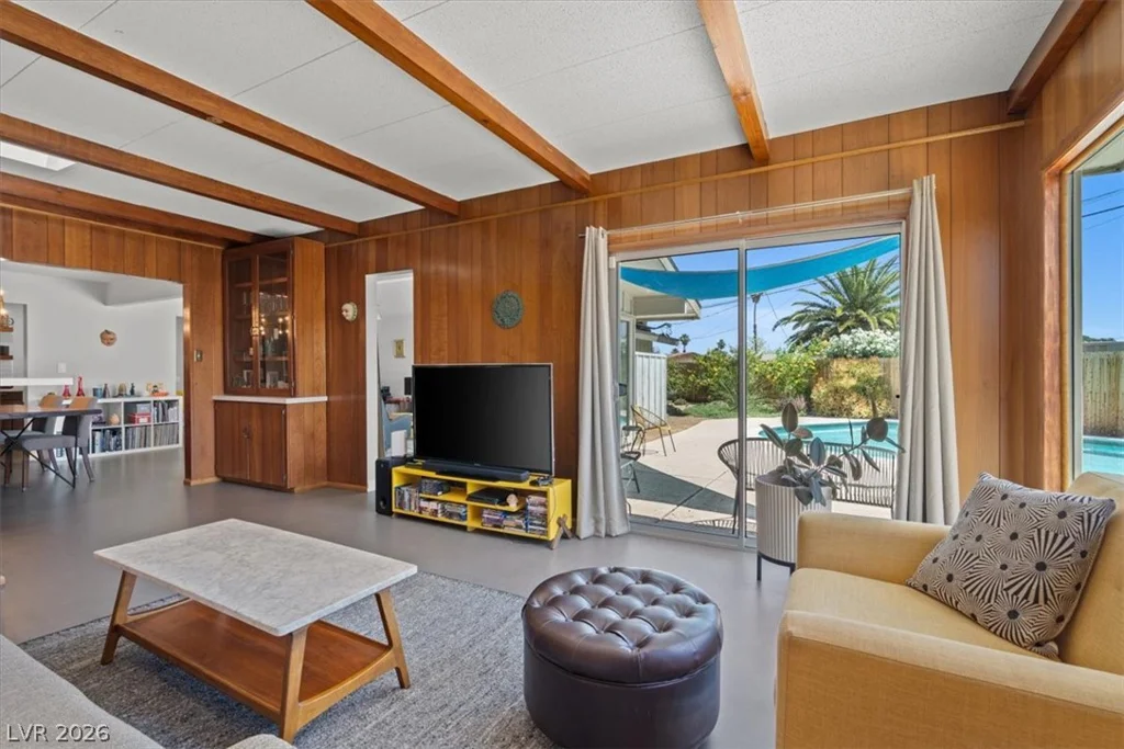 1815 8th, Las Vegas, NV 89104