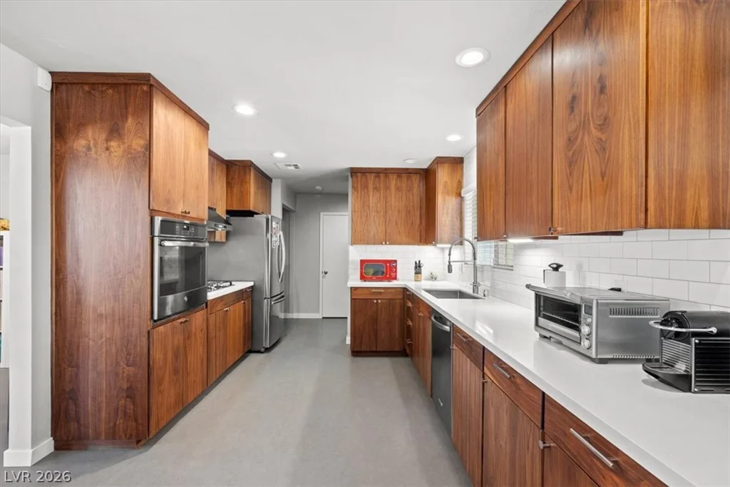 1815 8th, Las Vegas, NV 89104