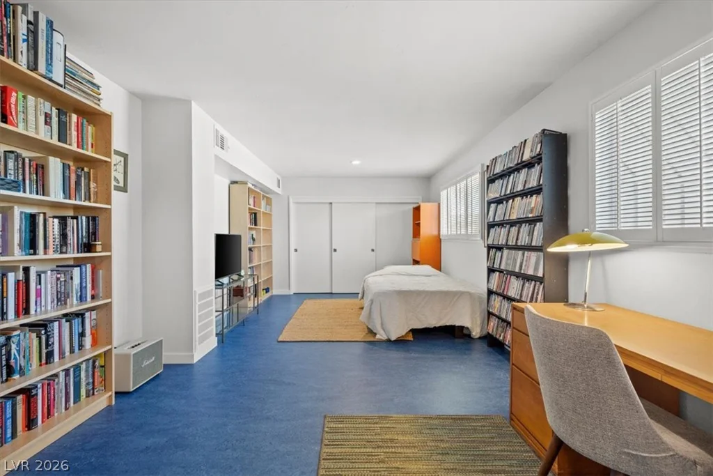 1815 8th, Las Vegas, NV 89104