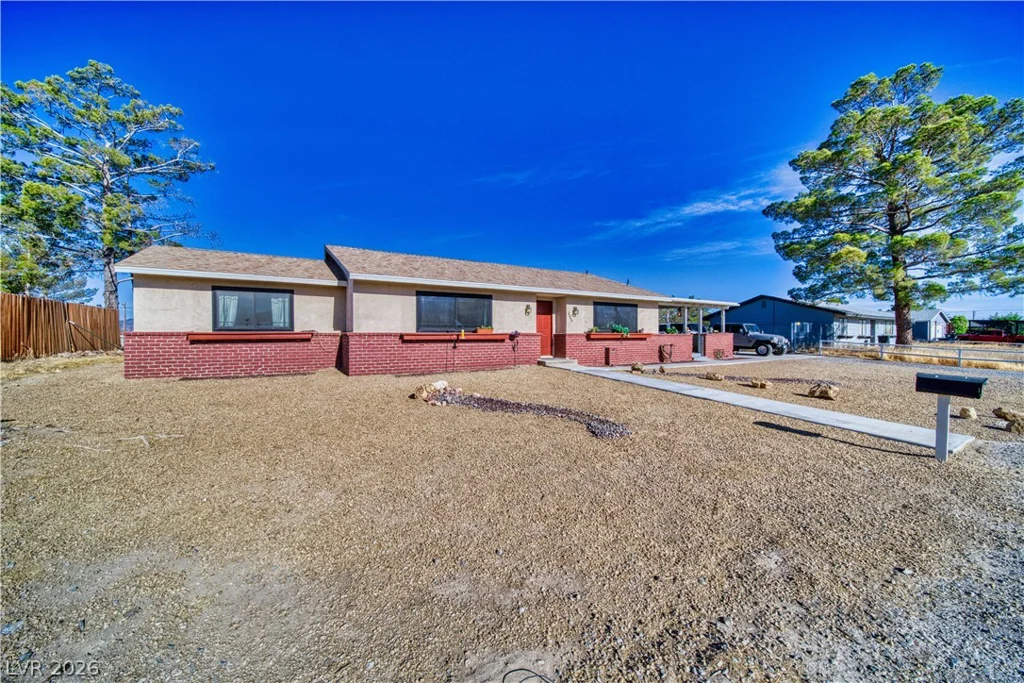 2040 Laguna, Pahrump, NV 89048