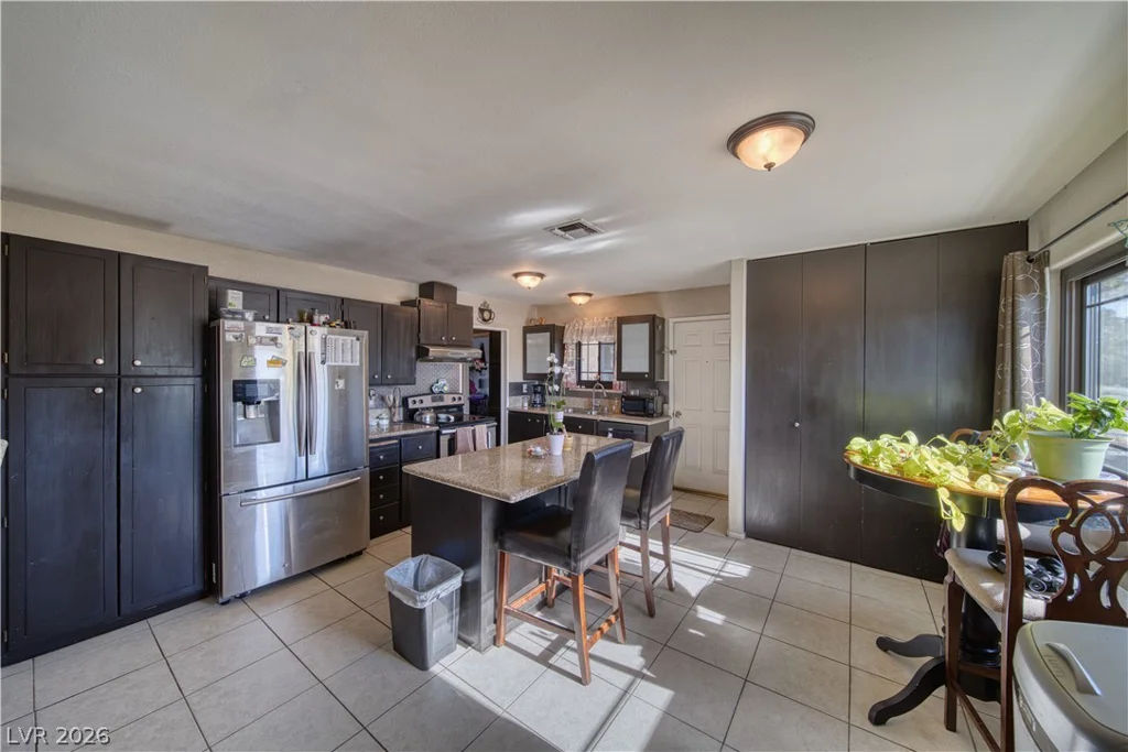 2040 Laguna, Pahrump, NV 89048