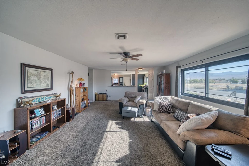 2040 Laguna, Pahrump, NV 89048