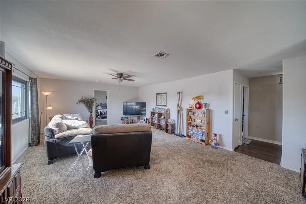 2040 Laguna, Pahrump, NV 89048