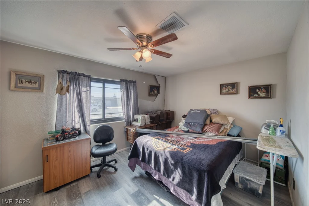 2040 Laguna, Pahrump, NV 89048