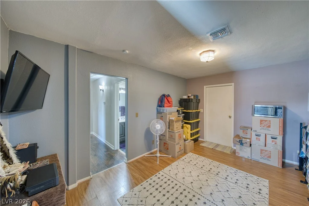 2040 Laguna, Pahrump, NV 89048