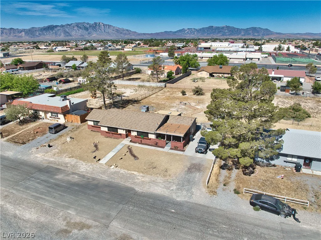2040 Laguna, Pahrump, NV 89048