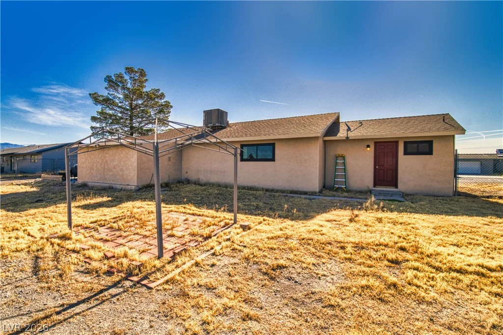 2040 Laguna, Pahrump, NV 89048