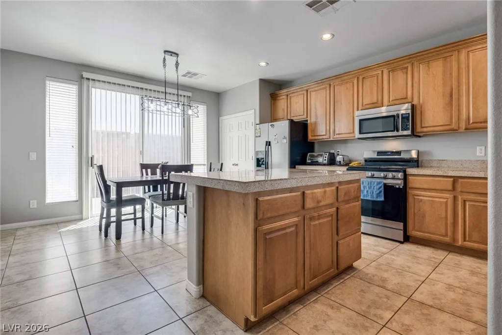 984 Playful Glow, Henderson, NV 89052