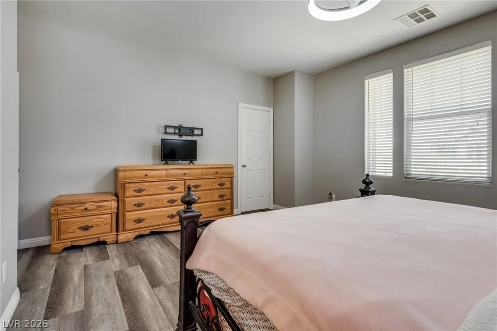 984 Playful Glow, Henderson, NV 89052