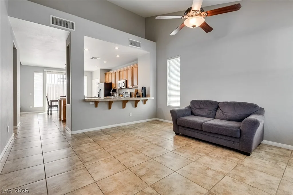 984 Playful Glow, Henderson, NV 89052