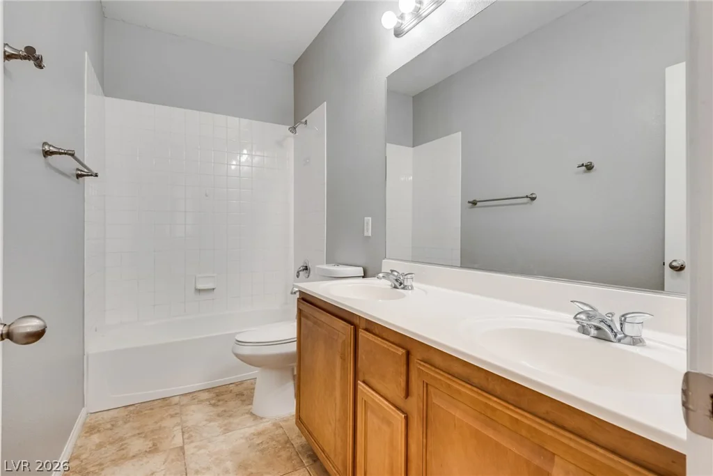 984 Playful Glow, Henderson, NV 89052
