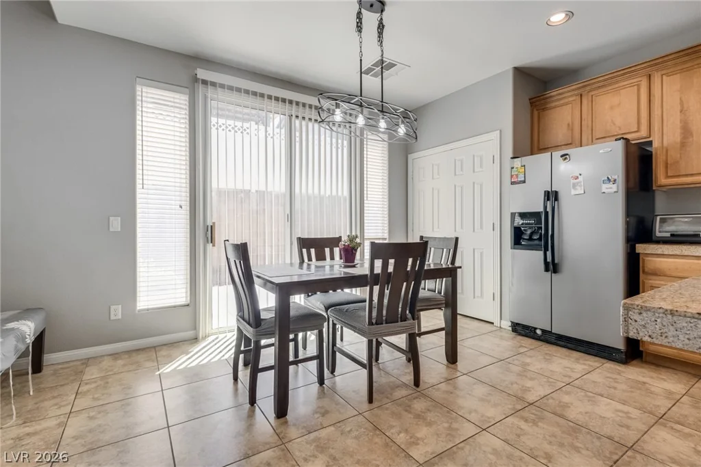 984 Playful Glow, Henderson, NV 89052
