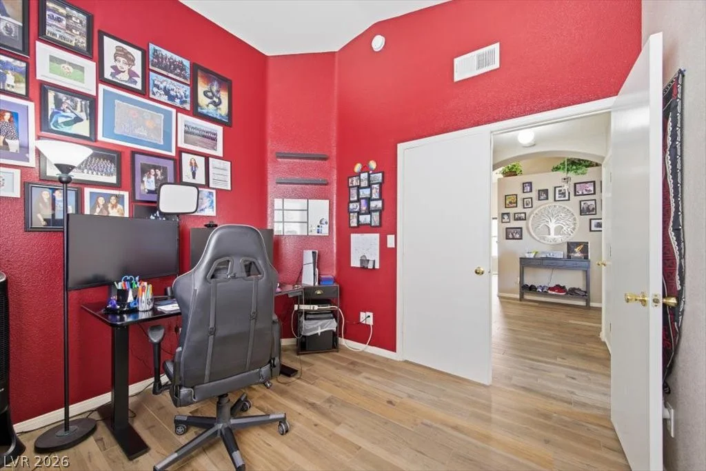1600 Los Alamos, North Las Vegas, NV 89031