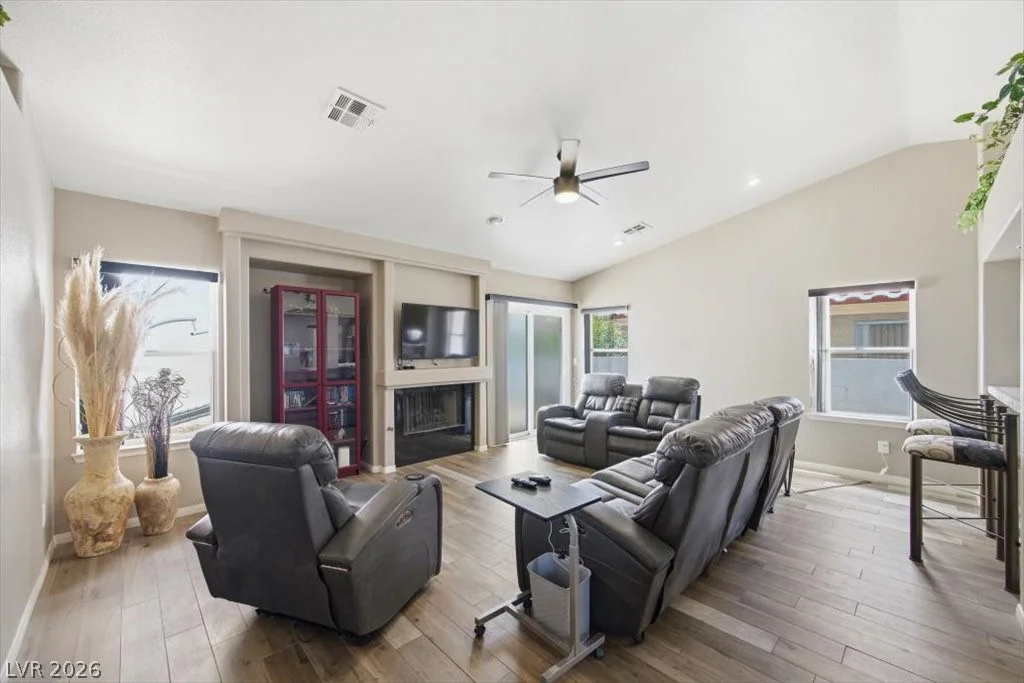 1600 Los Alamos, North Las Vegas, NV 89031