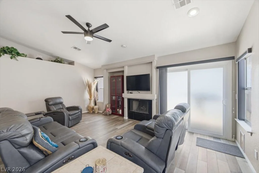 1600 Los Alamos, North Las Vegas, NV 89031